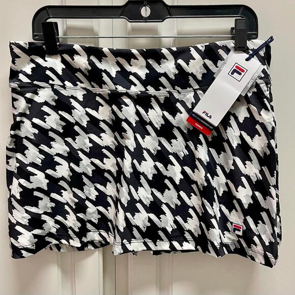 NWT FILA HOUNDSTOOTH TENNIS SKIRT SKORT SIZE LARGE - Picture 2 of 4